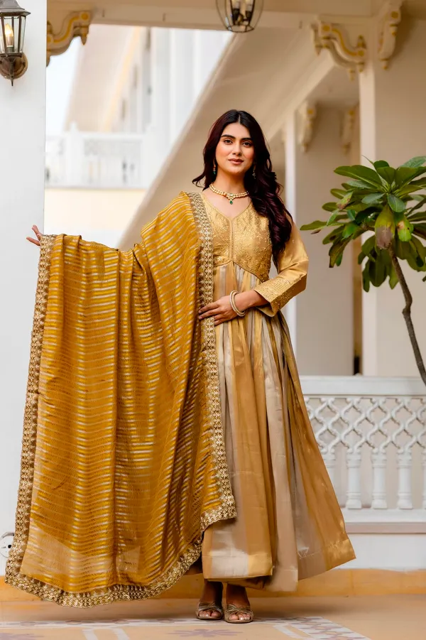 Rakshabandhan_Special_Banarasi_Silk_Gown_with_Dupatta