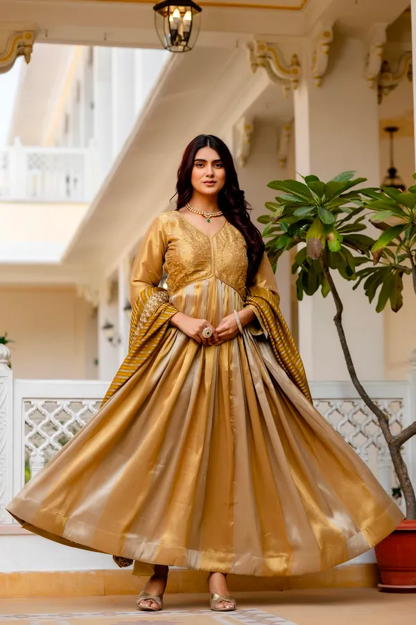 Rakshabandhan_Special_Banarasi_Silk_Gown_with_Dupatta