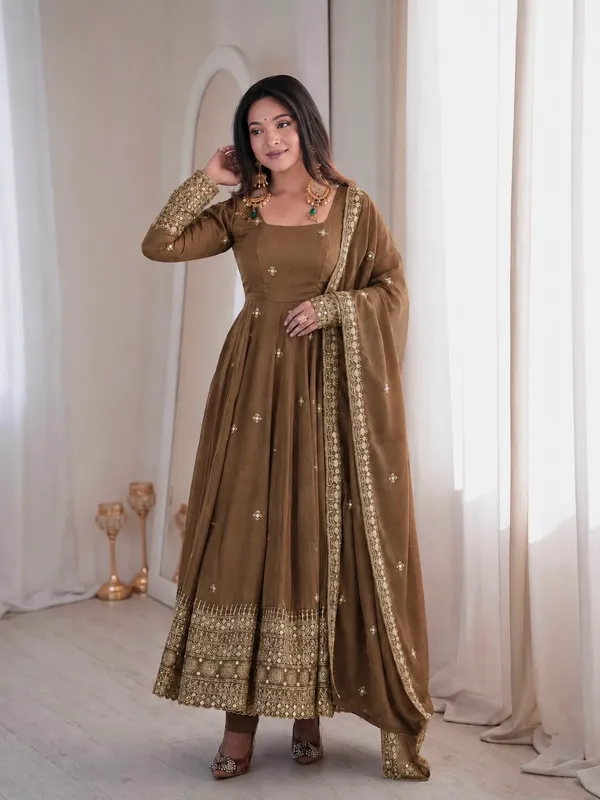 Rangoli_Crush_Silk_Embroidery_Anarkali_Gown_Set_with_Dupatta