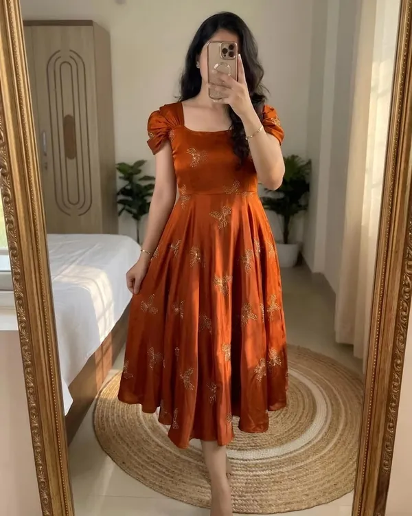 Rangoli_Silk_Midi_Gown_with_4_Meter_Flair