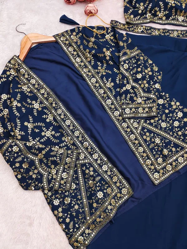 Ready-to-Wear_Jacket_Saree_Design