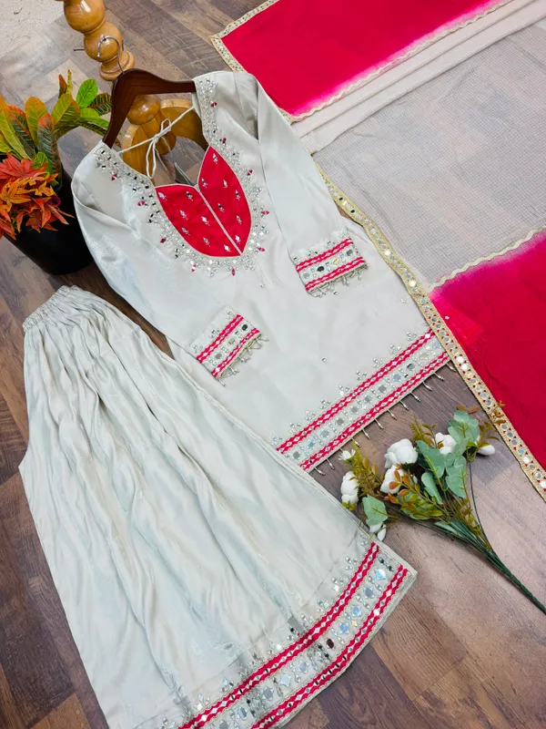 Roman_Glass_Real_Mirror_Work_Top_Plazzo_Dupatta_Set