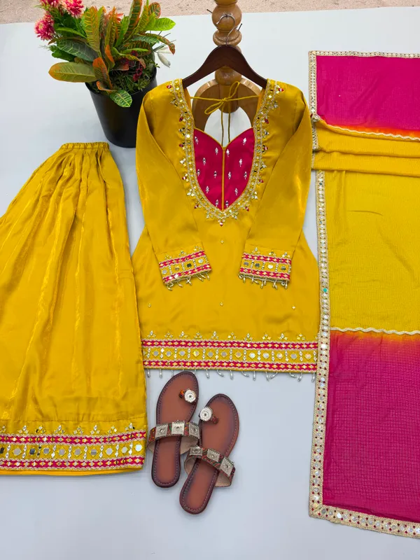 Roman_Glass_Real_Mirror_Work_Top_Plazzo_Dupatta_Set