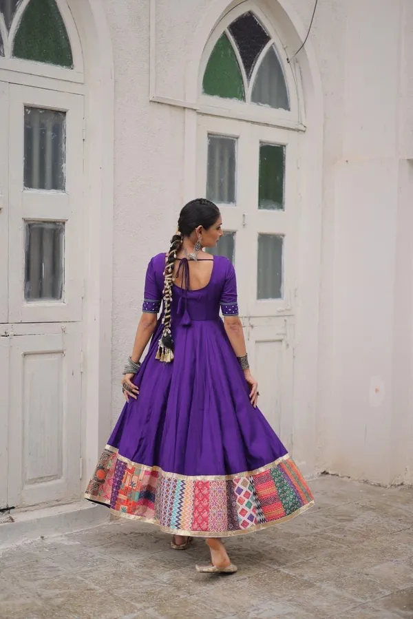 Roman_Mirror_Work_&_Maslin_Crochet_Print_Gown