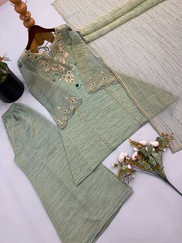 Salsa_Silk_Embroidery_Cording_and_Stone_Work_Set