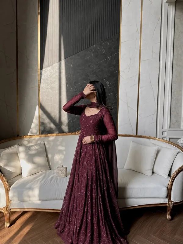 Stylish_Star_Georgette_Gown_with_Dupatta