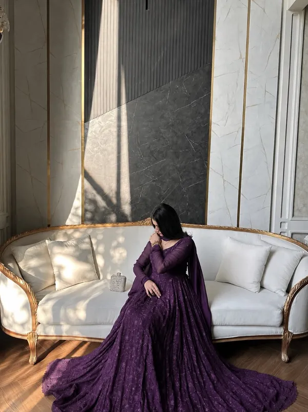 Stylish_Star_Georgette_Gown_with_Dupatta