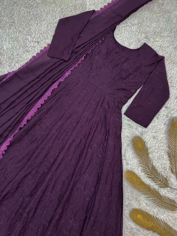 Stylish_Star_Georgette_Gown_with_Dupatta