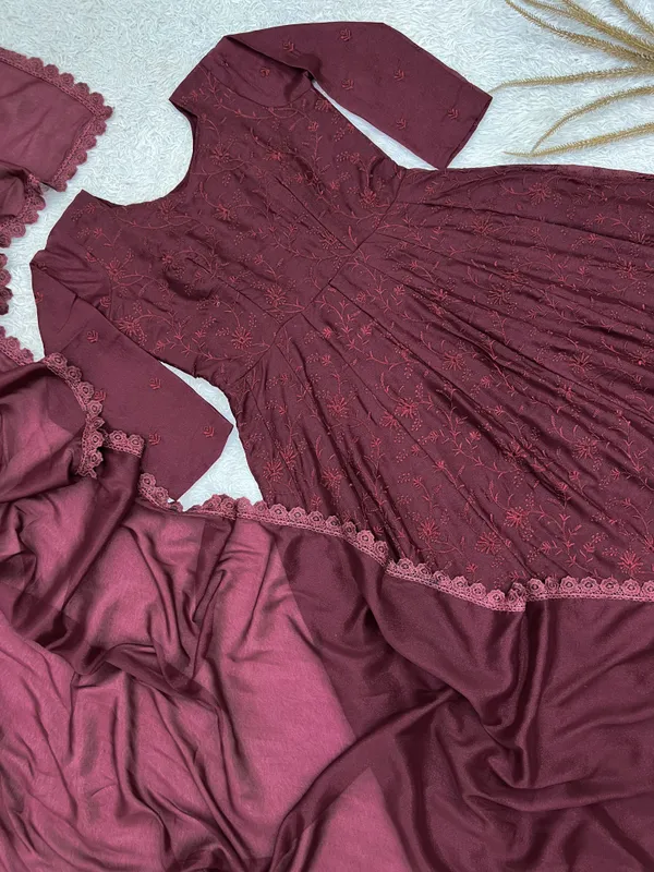 Stylish_Star_Georgette_Gown_with_Dupatta