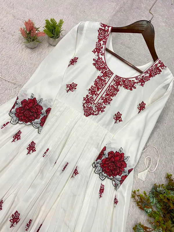 Summer_Friendly_Trendy_Maxi_Gown_with_Embroidery_Work
