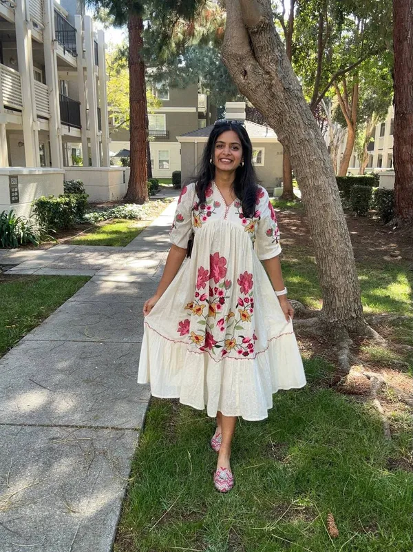Summer_Friendly_Trendy_Maxi_Gown_with_Embroidery_Work