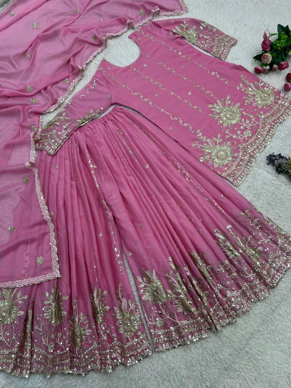 Tranding_3_Piece_Fancy_Kurti_Plazzo_Dupatta_Set