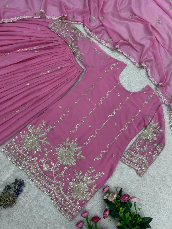 Tranding_3_Piece_Fancy_Kurti_Plazzo_Dupatta_Set