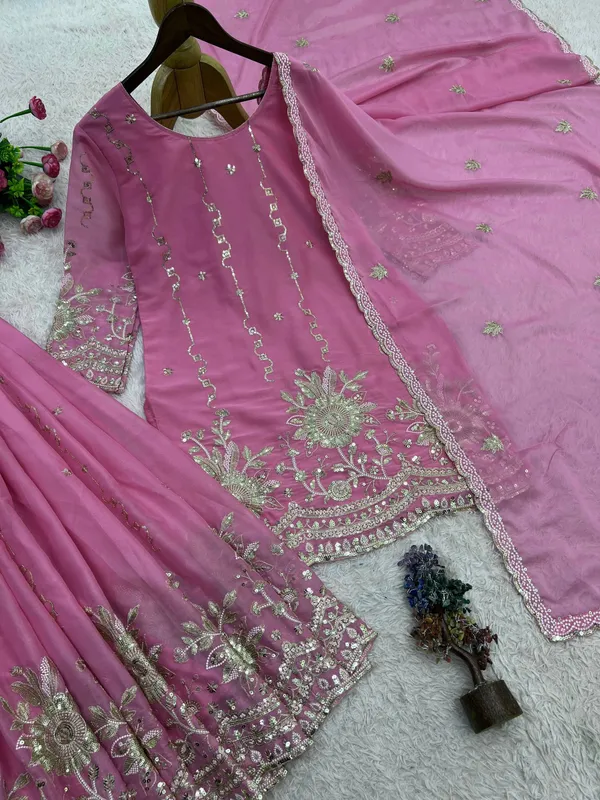 Tranding_3_Piece_Fancy_Kurti_Plazzo_Dupatta_Set