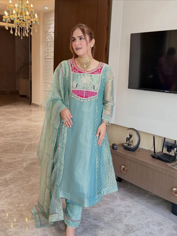 Trending_A-Line_Cut_Salsa_Silk_Top_Pent_Dupatta_Set