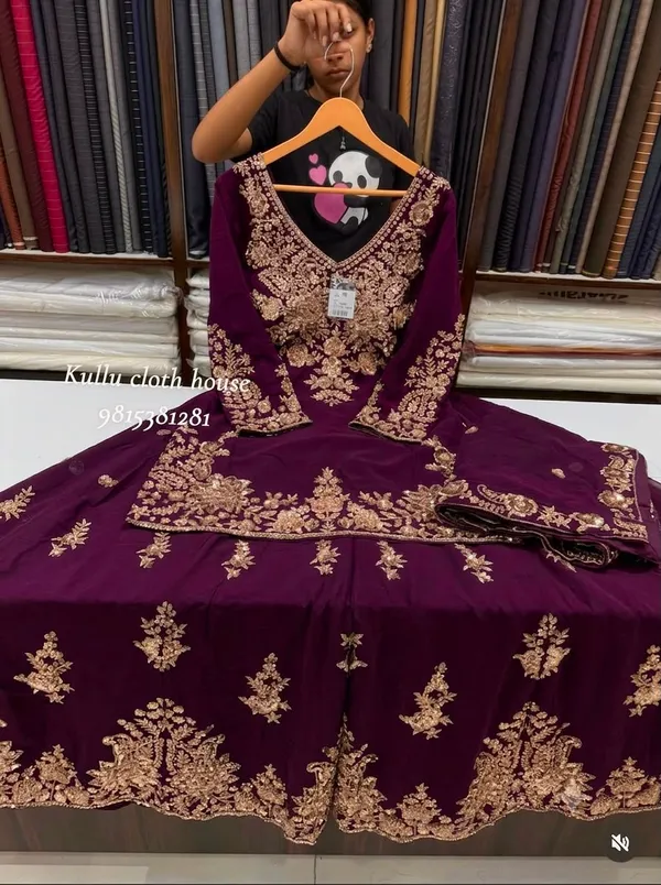 Trending_Fox_Georgette_Embroidery_Top_Sarara_Dupatta_Set