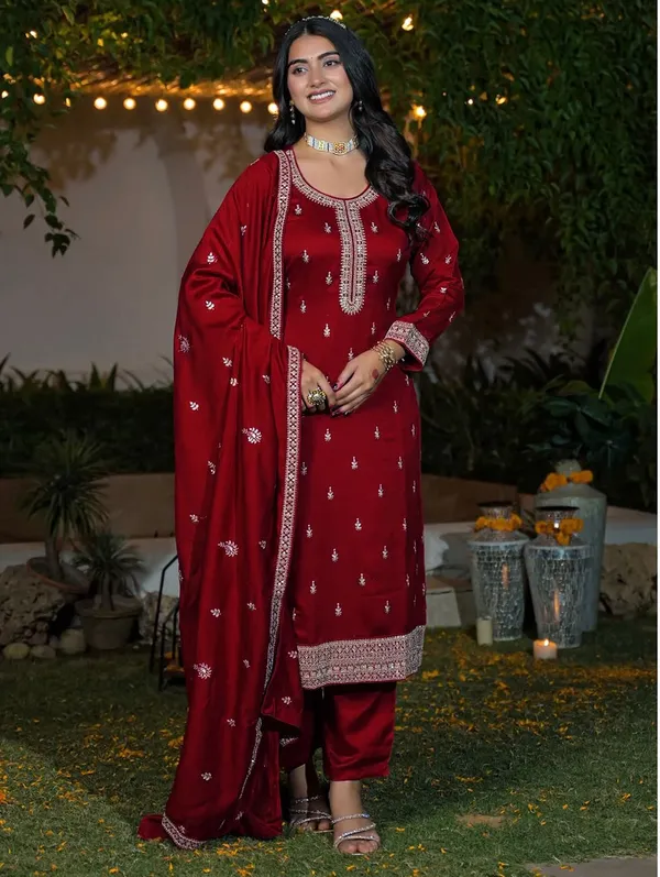 Vichhitra_Silk_Embroidered_Kurta_Pent_Dupatta_Set