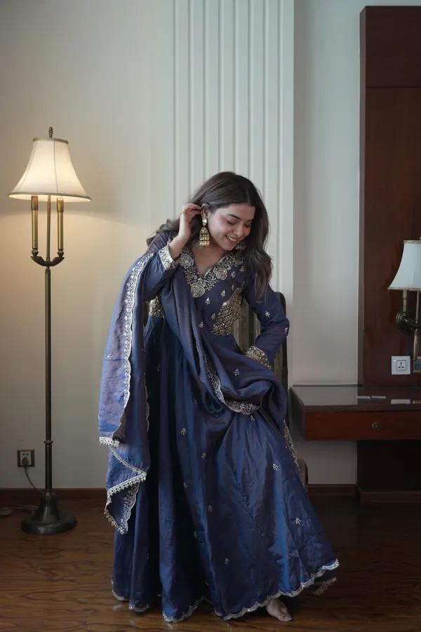 Vichitra_Beads_Sequence_Embroidery_Gown_Pant_Dupatta_Set