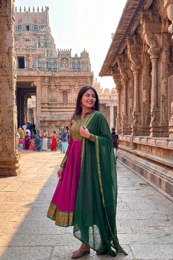 Vichitra_Silk_Traditional_Top_Dupatta_Set