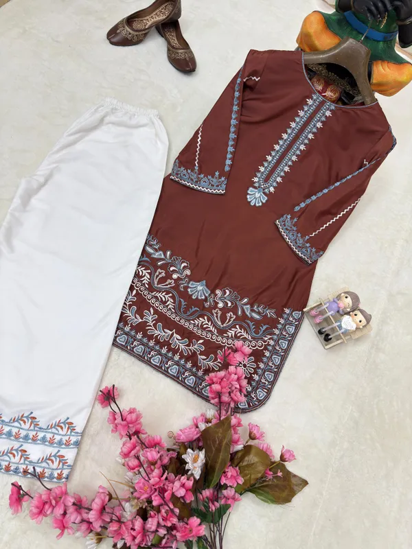 Kurti_&_Plazzo_Set