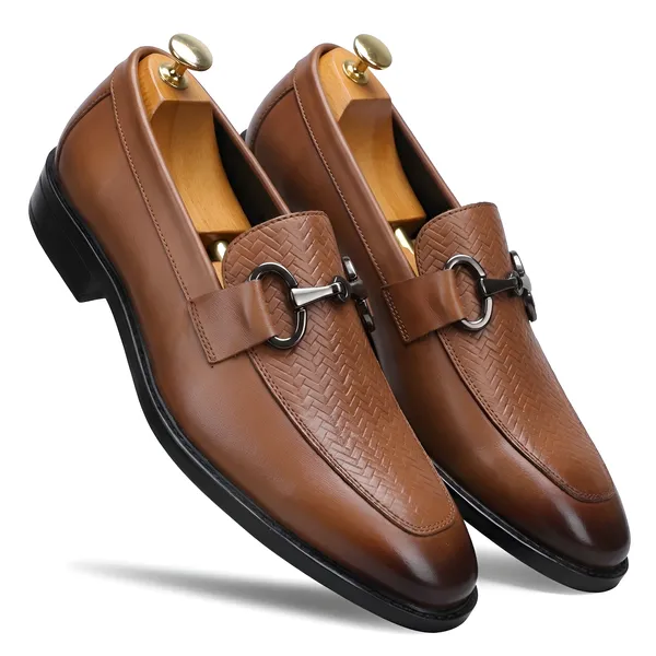 Tom_Hendrix_Horse_Bit_Buckle_Loafer_Tan