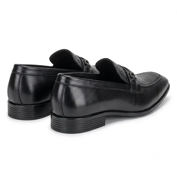 Tom_Hendrix_Textured_Buckle_Loafer_Black