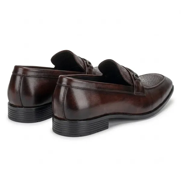 Tom_Hendrix_Textured_Buckle_Loafer_Cherry