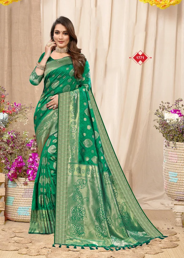 Green_Silk_Zari_Woven_Banarasi_Saree_For_Women