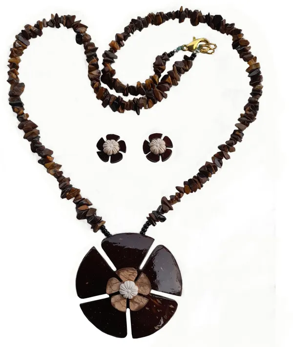 Brown_Coconut_Shell_And_Semi_Precious_Stones_Jewellery___For_Women