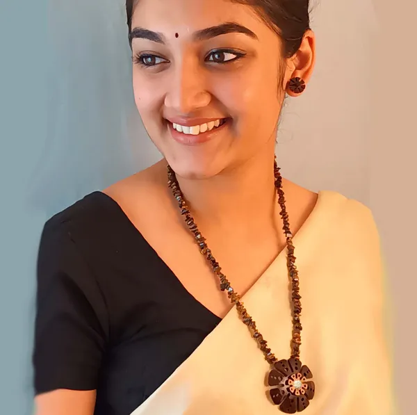 Brown_Coconut_Shell_And_Semi_Precious_Stones_Jewellery___For_Women