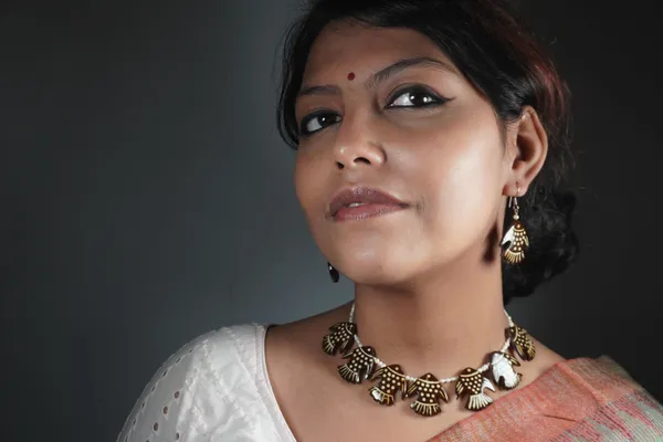 Brown_Coconut_Shell_And_Semi_Precious_Stones_Jewellery___For_Women