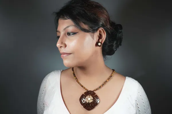 Brown_Coconut_Shell_And_Semi_Precious_Stones_Jewellery___For_Women