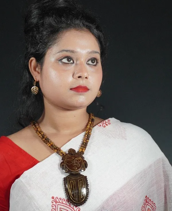 Brown_Coconut_Shell_And_Semi_Precious_Stones_Jewellery___For_Women