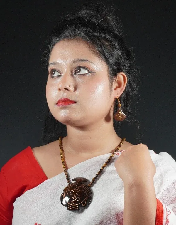 Brown_Coconut_Shell_And_Semi_Precious_Stones_Jewellery___For_Women