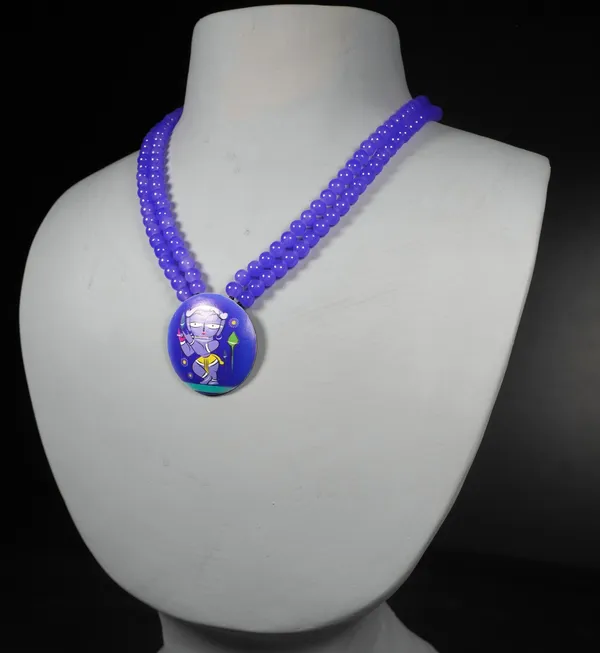 Digital_painted_Coconut_Shell_pendant_and_imported_glass_beads_Jewellery_For_Women