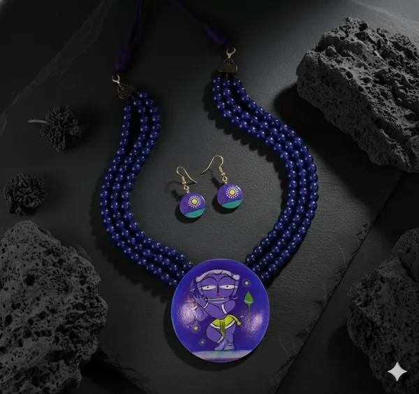 Digital_painted_Coconut_Shell_pendant_and_imported_glass_beads_Jewellery_For_Women