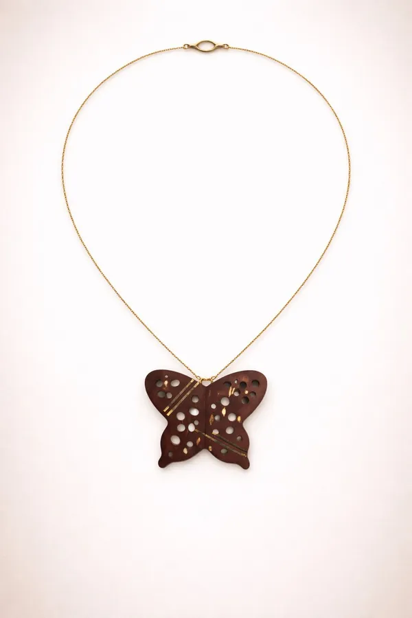 Brown_Coconut_Shell_pendant_and_golden_plated_brass_chain_Necklace__For_Women