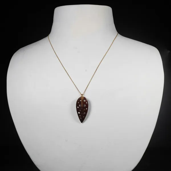Brown_Coconut_Shell_pendant_and_golden_plated_brass_chain_Necklace__For_Women