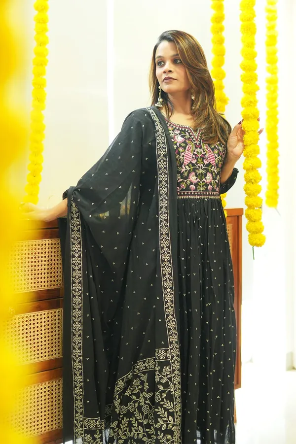 Black_Rayon_Premium_Kurta_Pant_Set_With_Dupatta_For_Women