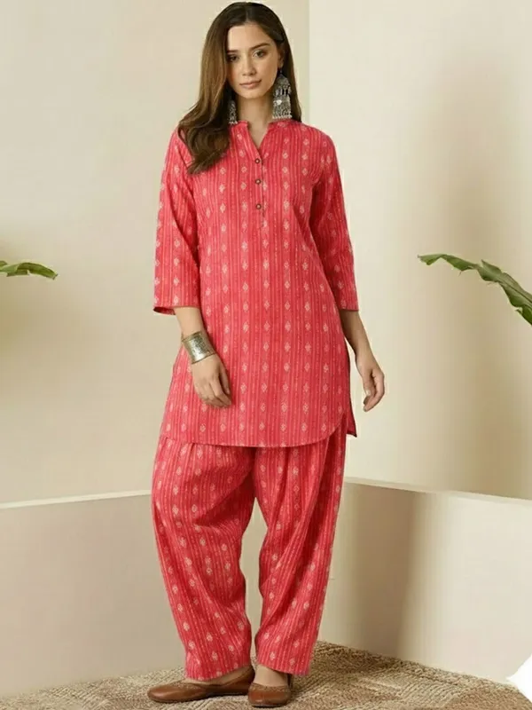 Coral_Pink_nagin_katha_cotton_Kurta_Salwar_Set
