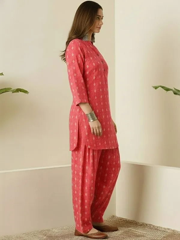 Coral_Pink_nagin_katha_cotton_Kurta_Salwar_Set