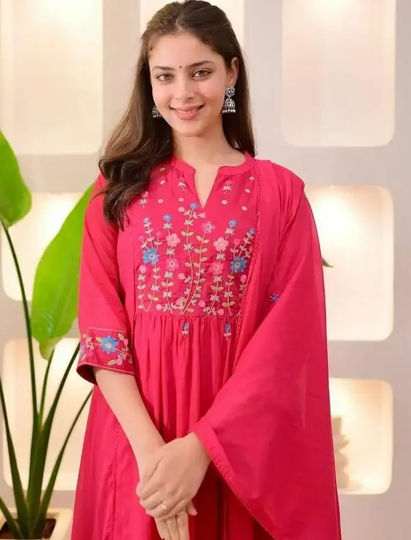 Fuchsia_Cotton_Premium_Kurta_Pant_Set_With_Dupatta_For_Women