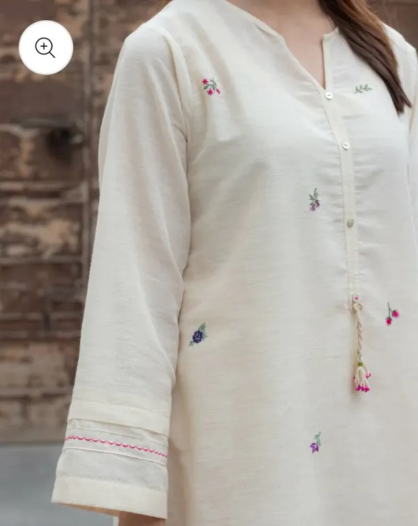 Ivory_Floral_Embroidered_Kurta_Pant_Set_for_Women