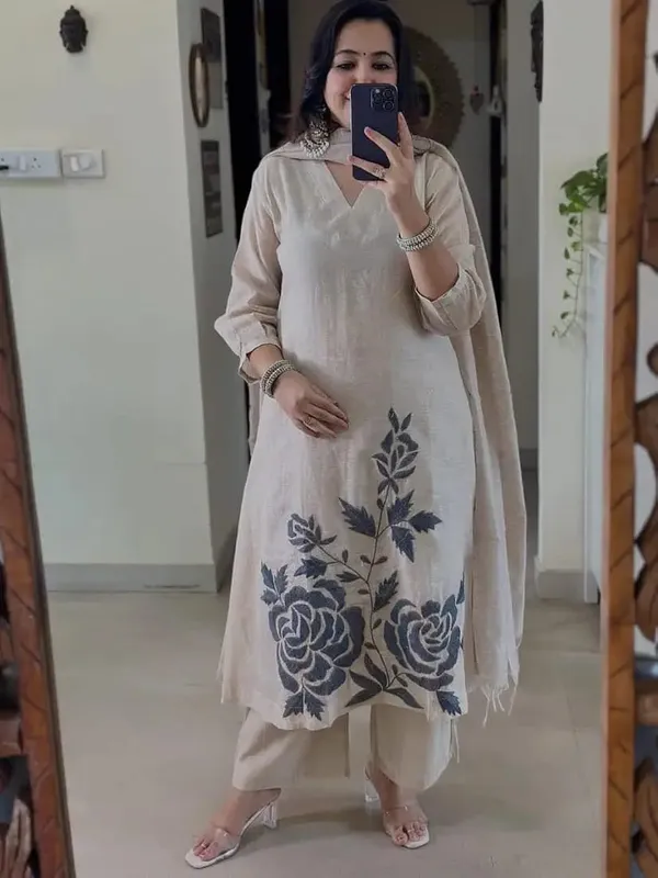Beige_Cotton_Premium_Kurta_Pant_Set_With_Dupatta_For_Women