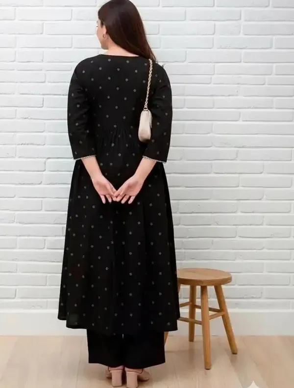 Black_Cotton_Premium_Cotton_Kurta_Set_For_Women