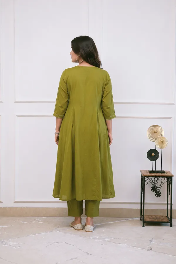 Olive_Green_Embroidered_Cotton_Kurta_Set_With_Pants_for_Women