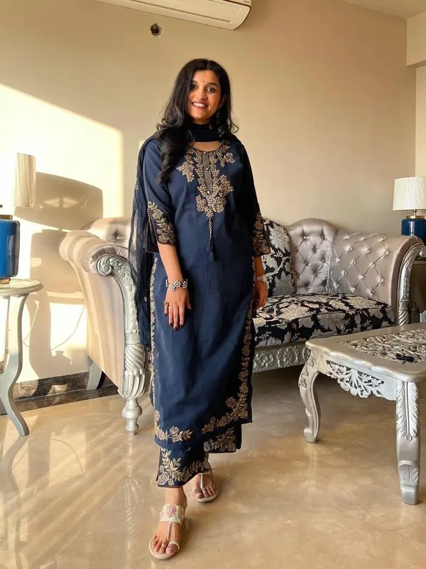 Royal_Blue_Cotton_Premium_Cotton_Kurta_Set_For_Women