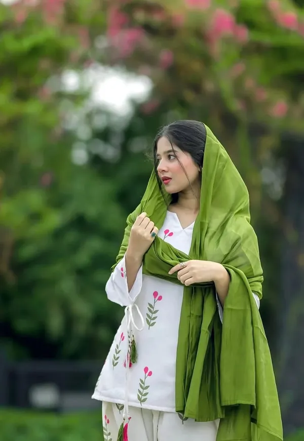 Multicolor_Cotton_Premium_Kurta_Pant_Set_With_Dupatta_For_Women