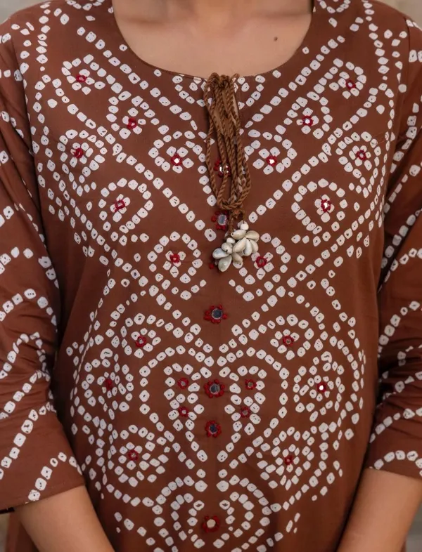 Women's_Brown_Bandhani_printed_kurta_set