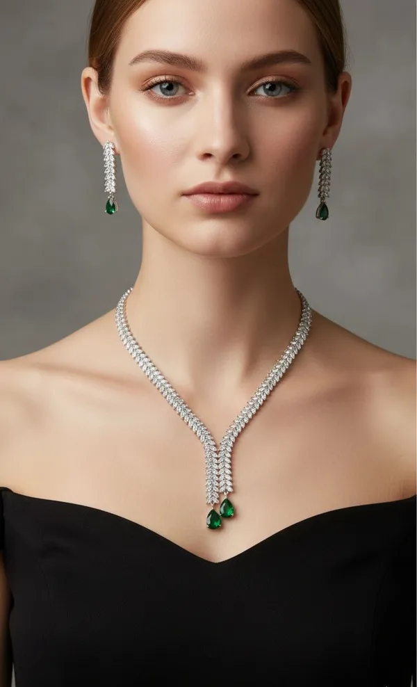 Silver_And_Emerald_Green_Drop_Necklace_And_Earrings_Set_For_Women
